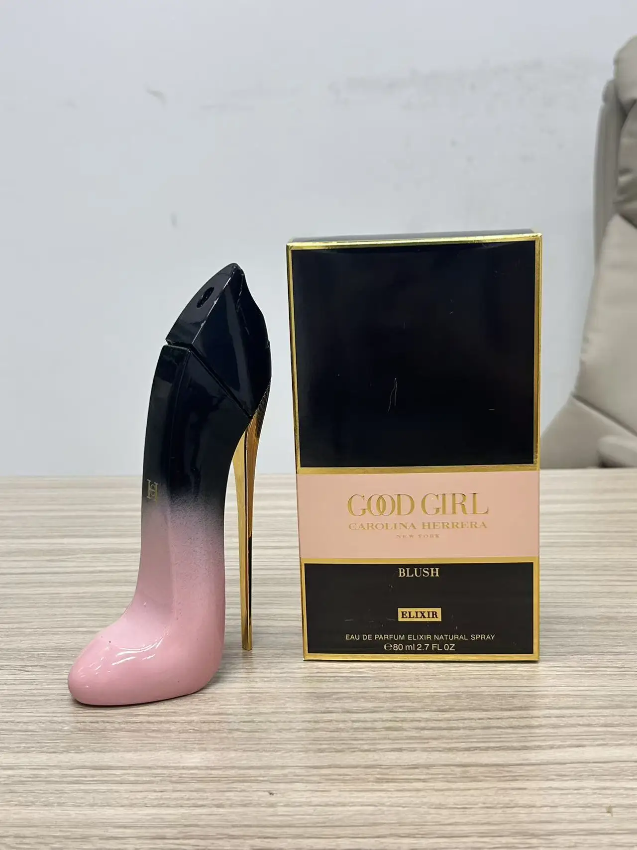 Carolina Herrera Good Girl EDP - Coffee Bean & Tea Menu incelemesi ve fiyatı